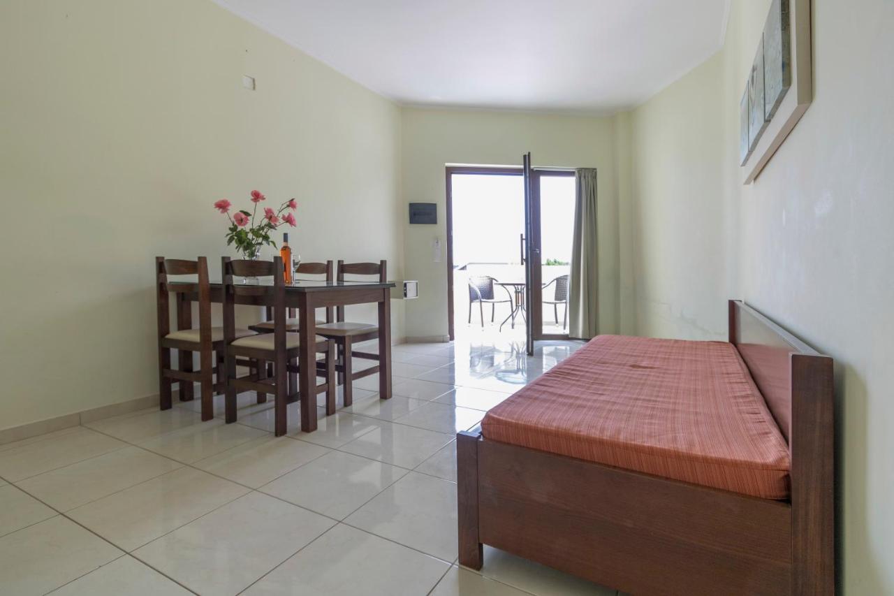 Sandy Suites Kalamaki Dış mekan fotoğraf