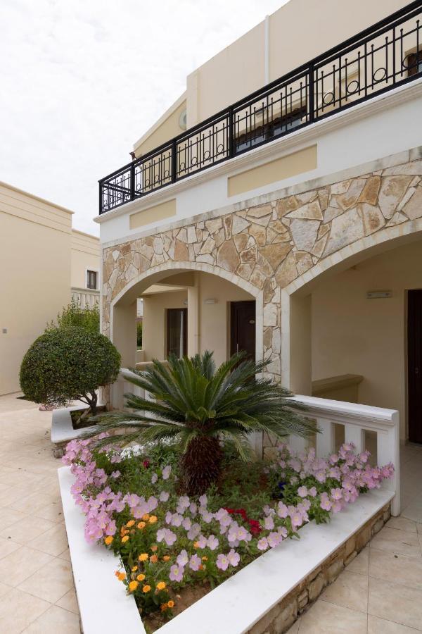 Sandy Suites Kalamaki Dış mekan fotoğraf